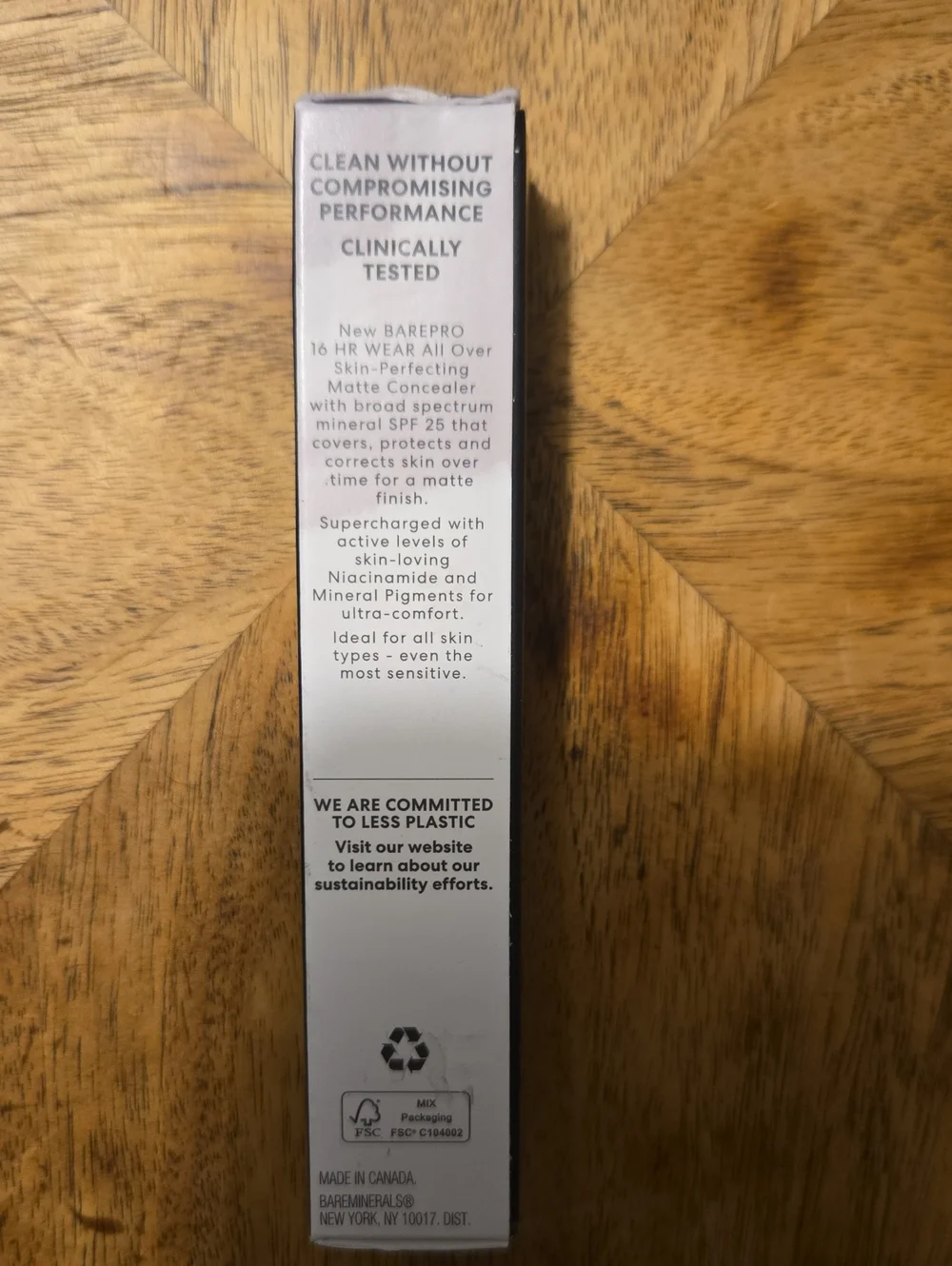 bareMinerals Barepro Matte Concealer In Light Neutral (#250).